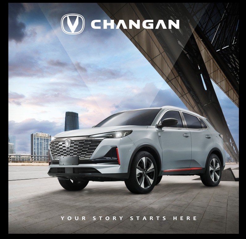 Photographe commercial à Casablanca spécialisé en publicité, produits et retouche haut de gamme. Création d’images professionnelles pour marques et entreprises au Maroc.